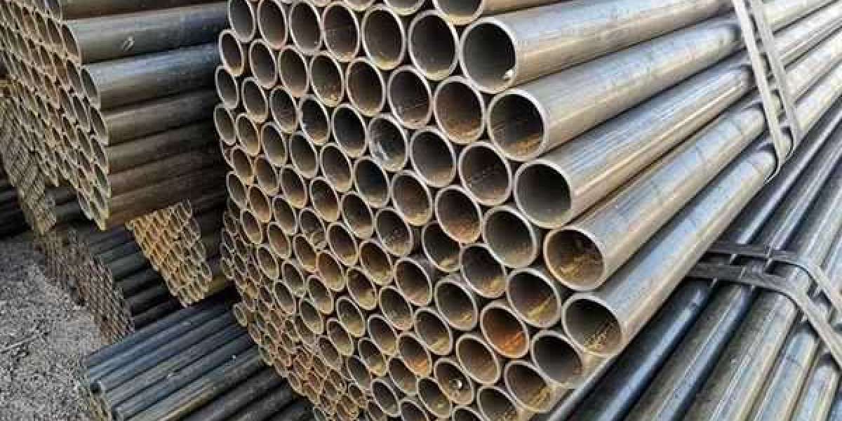 CONSTRUCTION OF CONCRETE FILLED STEEL TUBE