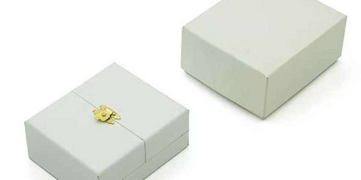 Which materials are better for pearl jewelry boxes?