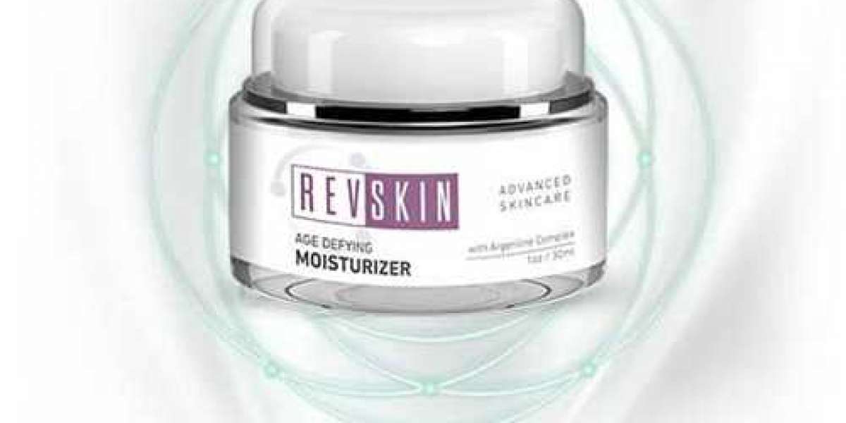 Rejuvenate & Hydrate Your Skin With RevSkin Age Defying Moisturizer Canada!