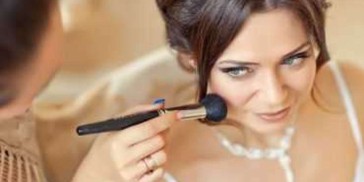 HOW TO BE A MASTER IN MANAGEMENT SKILLS AS A BRIDAL MAKEUP ARTISTS?