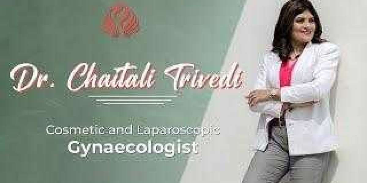 Consult the Best Gynaecologist in Mumbai- Dr. Chaitali Mahajan Trivedi