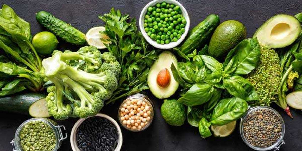 5 nutrients that you cannot get from a vegan diet