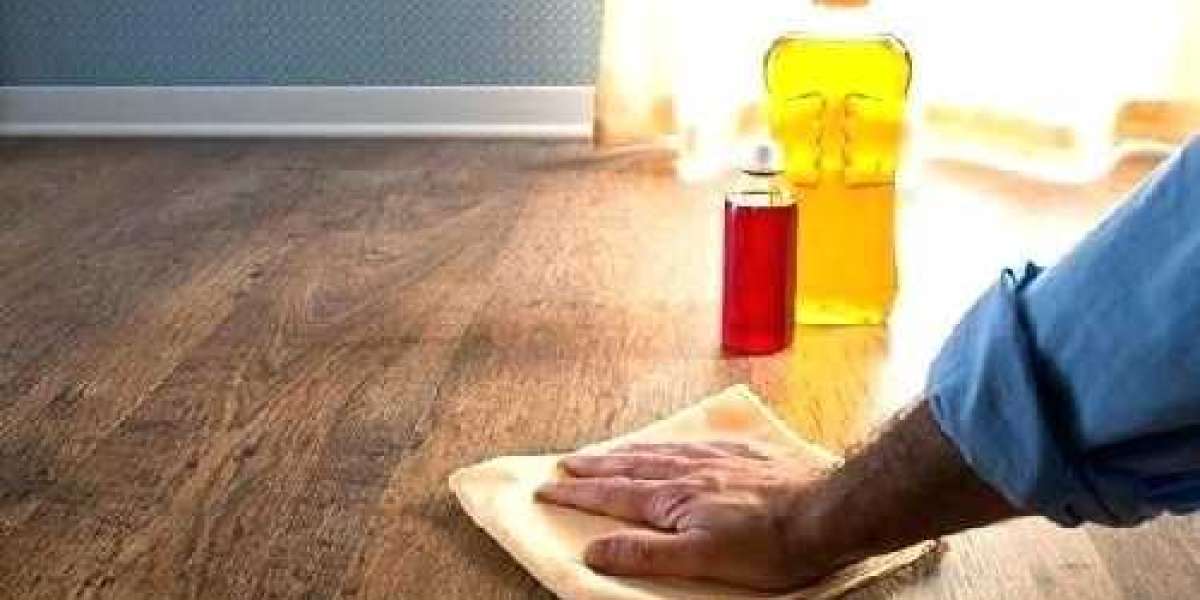 How to Use Bleach on Laminate Floors