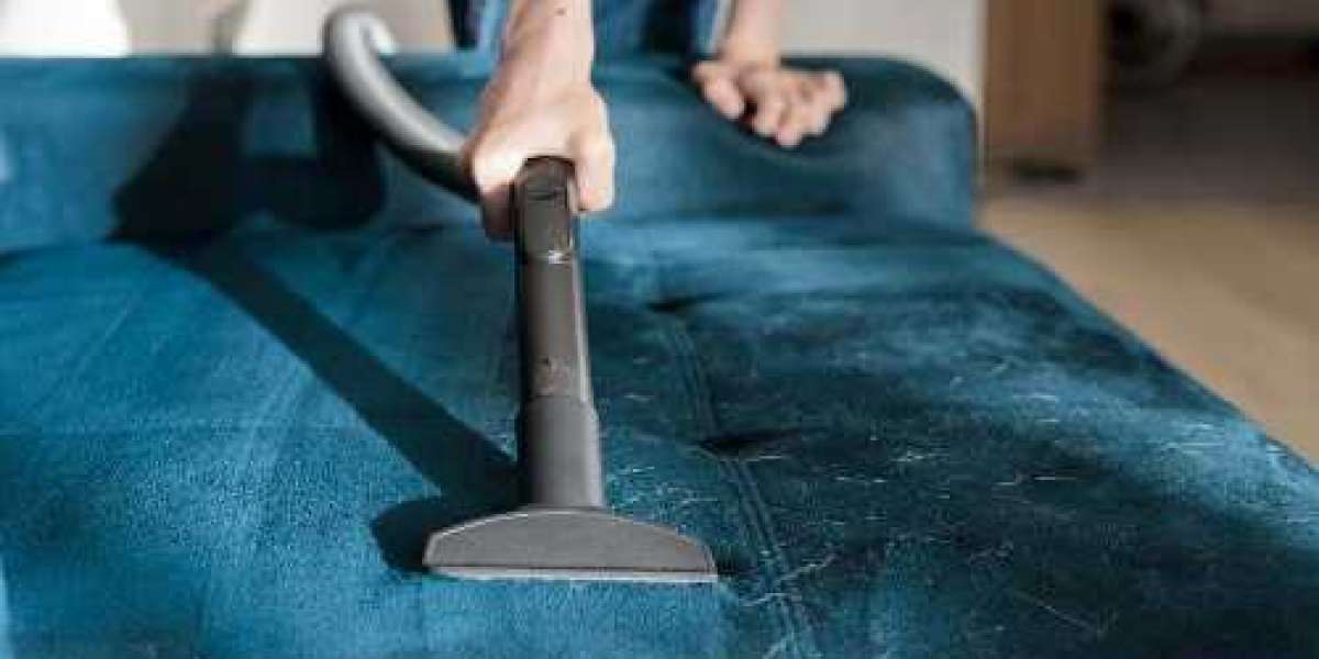 The Right Time to Vacuum in Your Apartment