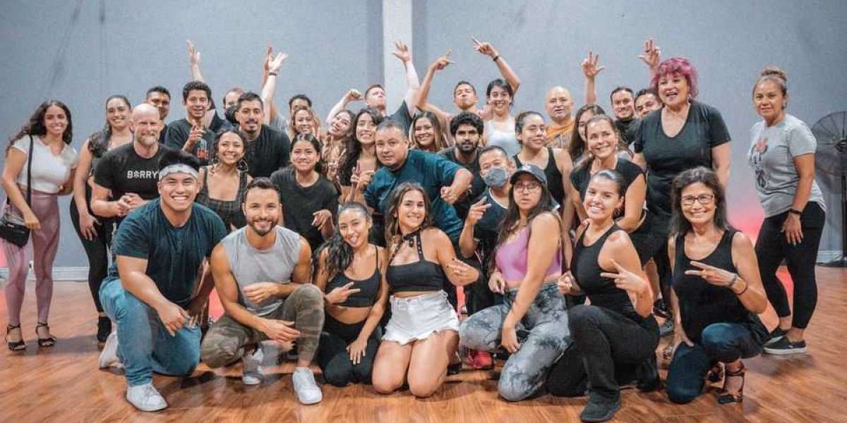 Move to the Rhythm: Discover the Passion of Bachata Dance Classes for Adults