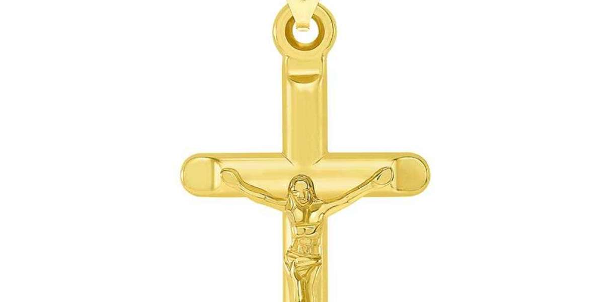 The History and Significance of 14kt Gold Cross Pendants