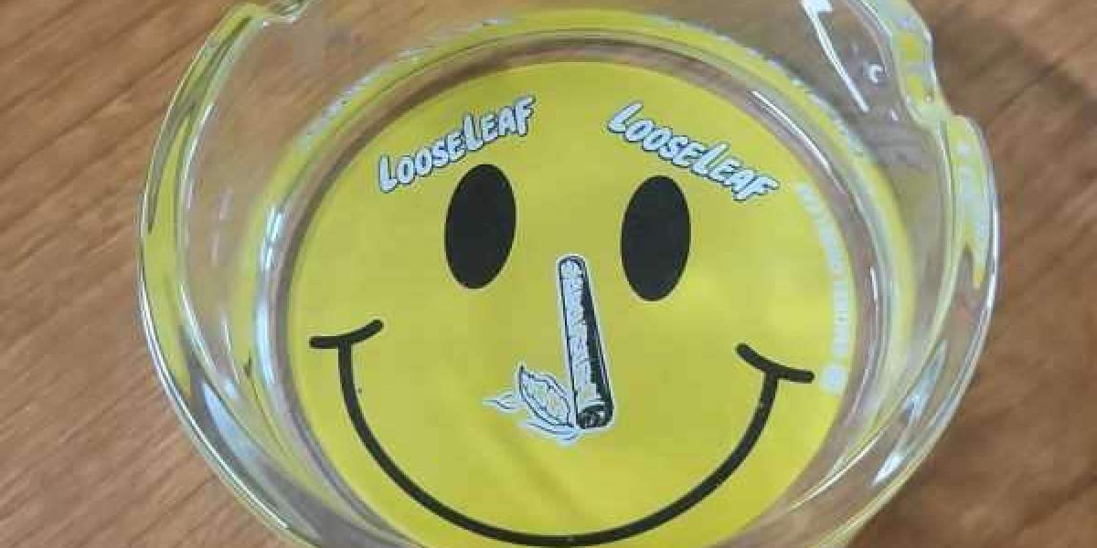 Looseleaf Ashtrays