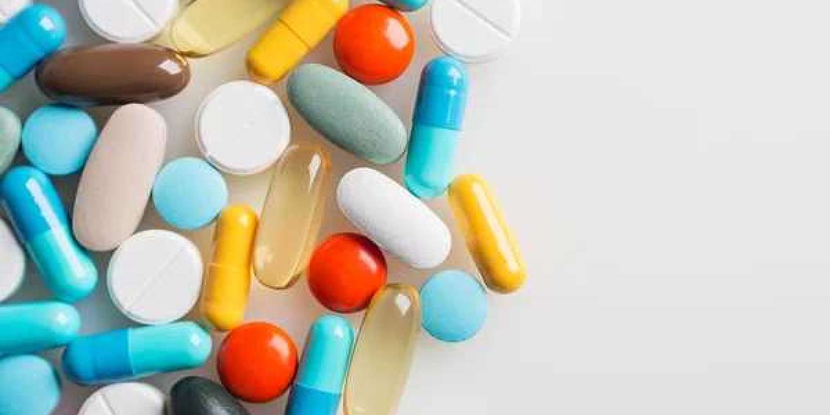 La farmacia online se ha convertido en una alternativa cada vez más popular y conveniente para adquirir medicamentos y p