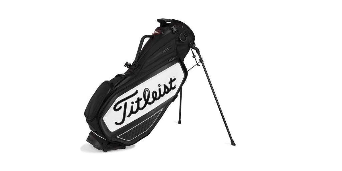 Tour-Worthy: Discovering the Titleist Golf Bags Trusted by Professionals