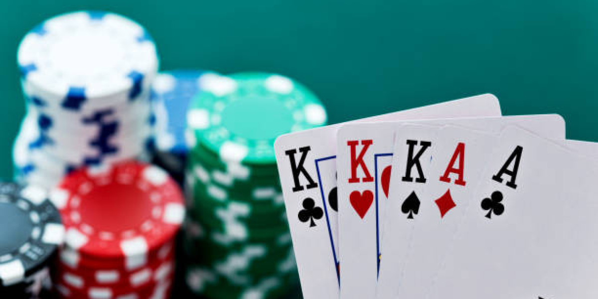 Hrajte Live Blackjack Online: Autentický zážitek z kasina přímo ve vašem domově