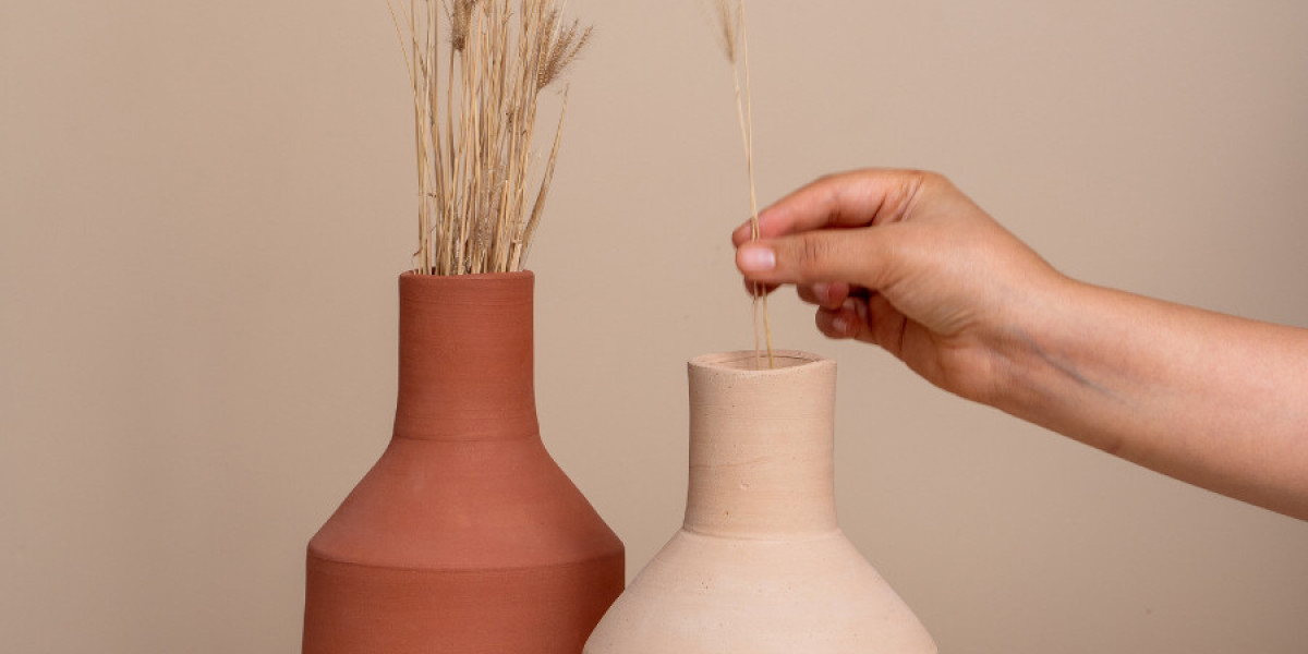 Terracotta Vases for Beautifying Your Home A Bit More