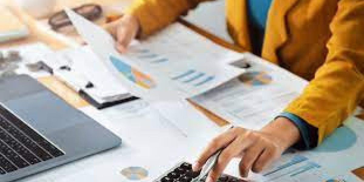 Costs and Benefits of Hiring Professional Bookkeeping Services