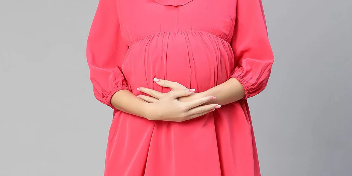 Maternity Dresses Online: Style and Comfort at Your Fingertips