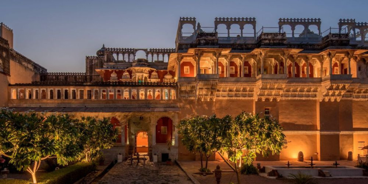 Top 10 Luxury Hotels in India for a Lavish Experience