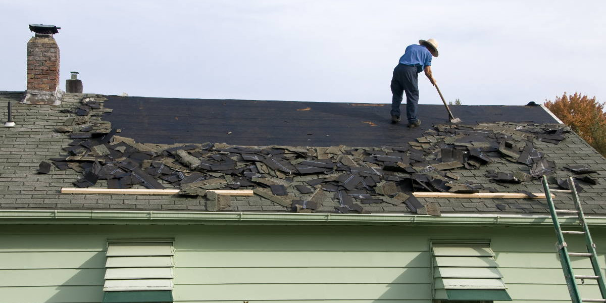 5 Signs of Wind Damage On Your Roof