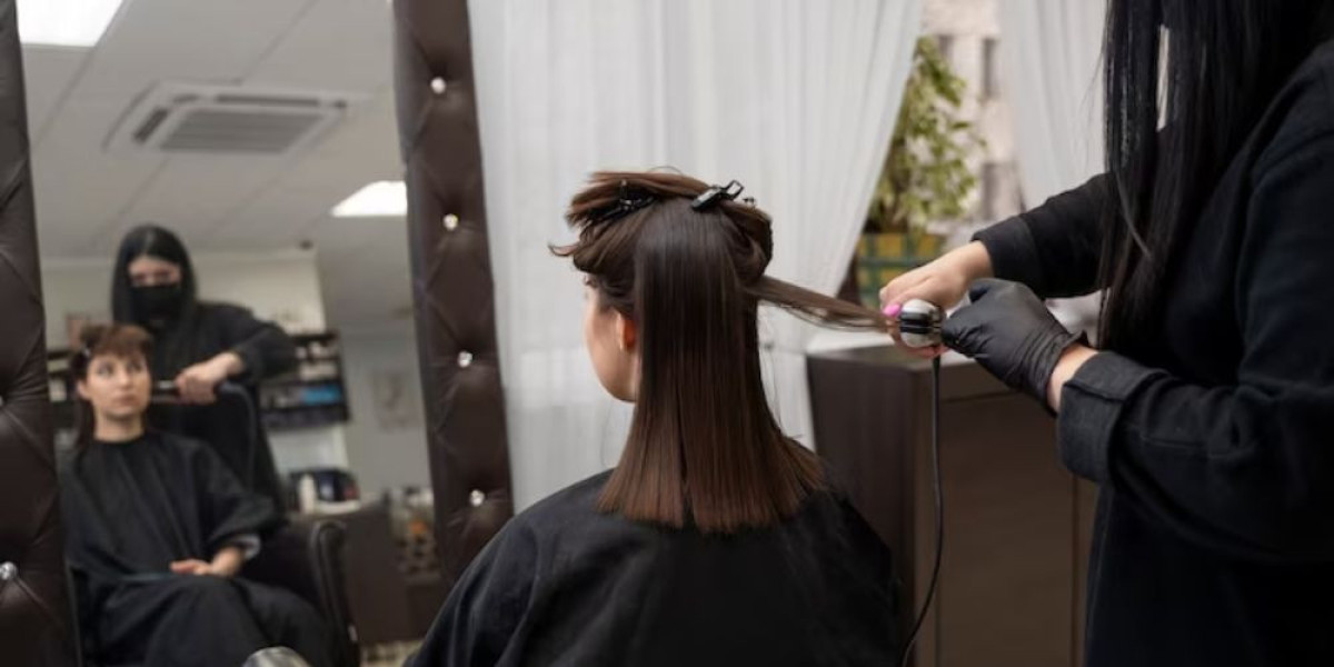 Grace and Glamour: Best Hair Smoothening Deals in Gurgaon