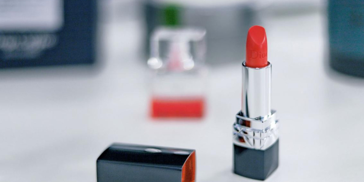 Pakistan's Pout Perfection: Unveiling the Ultimate Guide to the Best Lipsticks in the Country