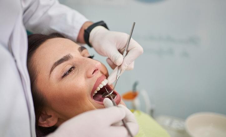 Restoring Confidence: The Importance of Periodontal Tre...