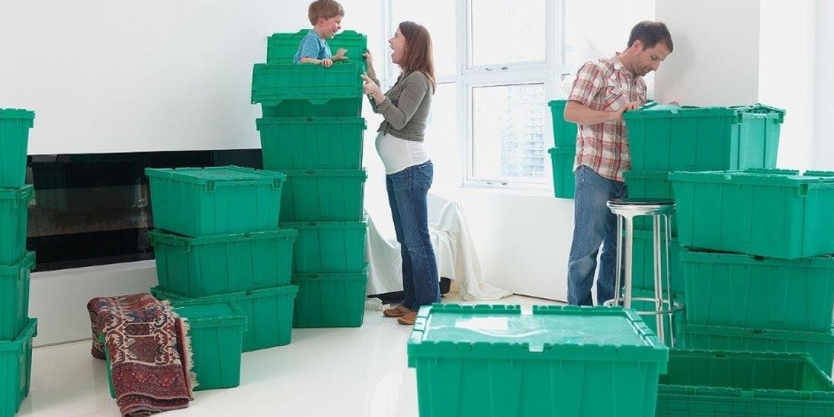 Simplify Your Move with Durable Plastic Moving Boxes from RentGreenBox