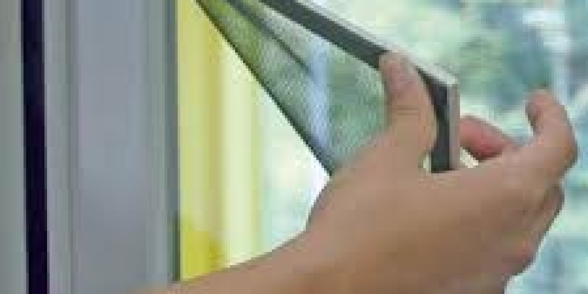 Exploring Ways to Utilize Plastic Strip Fly Screens for Doors