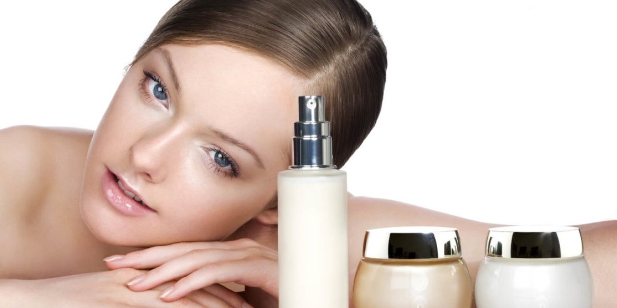 Professional Tips for Applying Serums to Achieve Maximum Glow