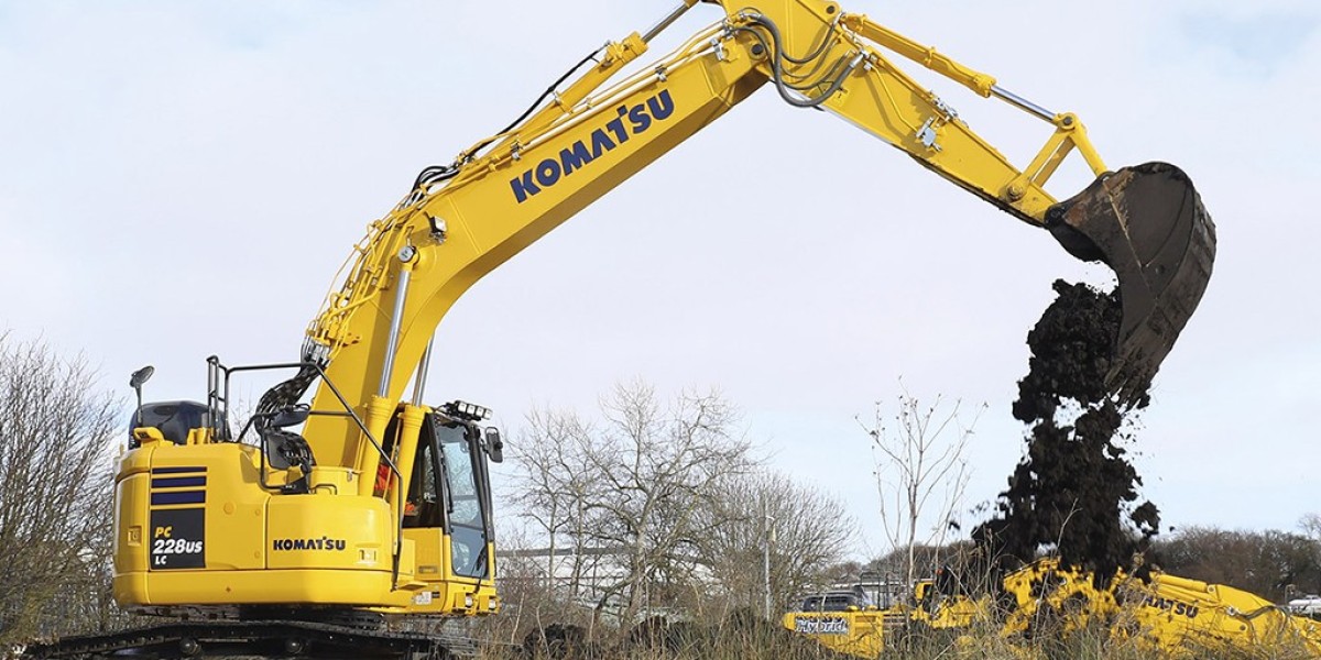 How to Determine the Right Excavator Hire Size for Your Job?