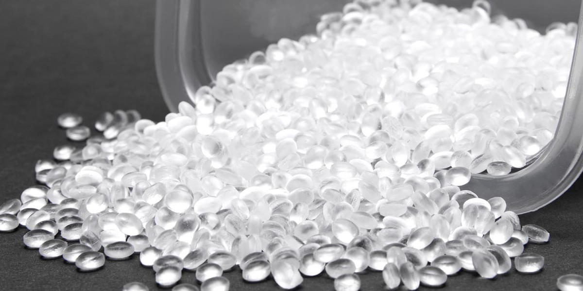 Innovation in Plastics: The Advantages of High Density Polyethylene (HDPE)