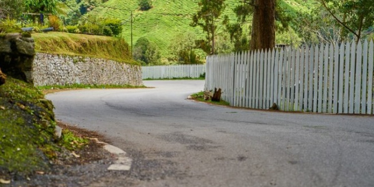 Enhance Your Home's Curb Appeal with a Blacktop Driveway in Hopewell Junction, NY