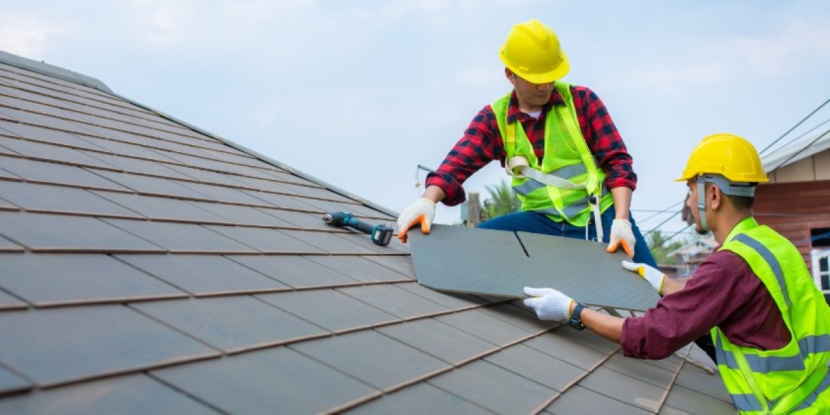 Understanding Commercial Roofing Materials and Their Repair Needs