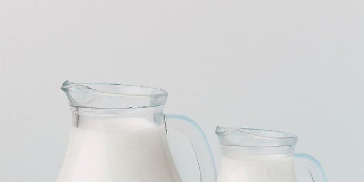 Milk vs. Eggs: Nutritional Considerations for Cancer Patients