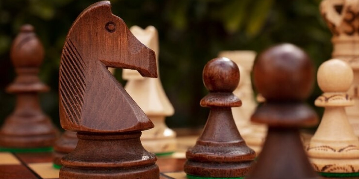 How to Avoid Scams When Buy Chess Sets Online: A Safety Checklist