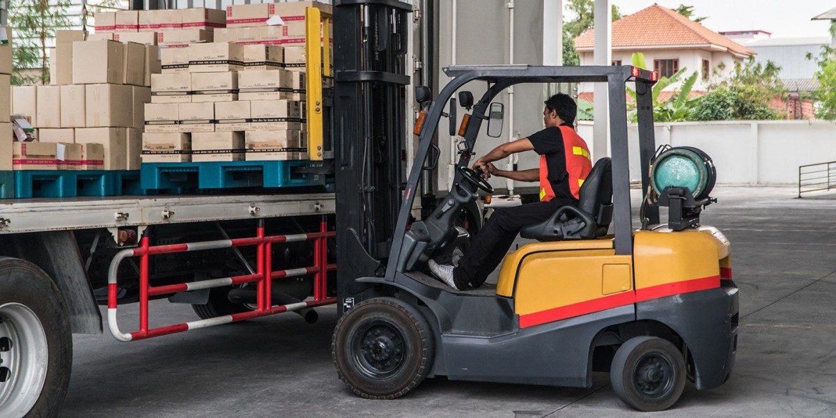 The Ultimate Guide to Forklift Hire: Everything You Need to Know