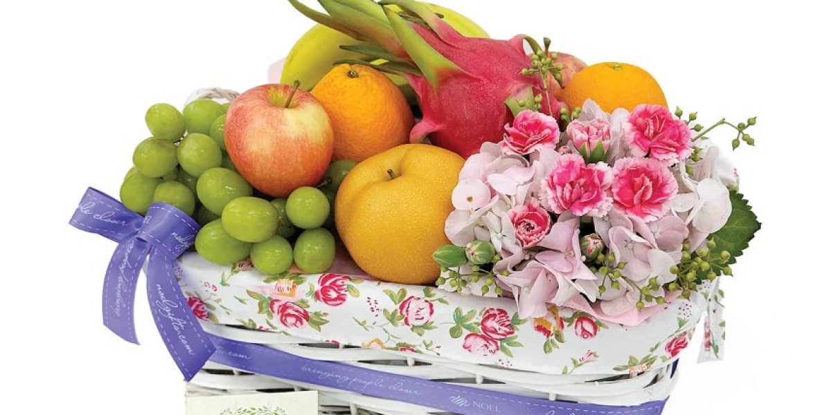 Tasty Treats: Fresh Fruit Basket Delivery to Your Doorstep in Singapore