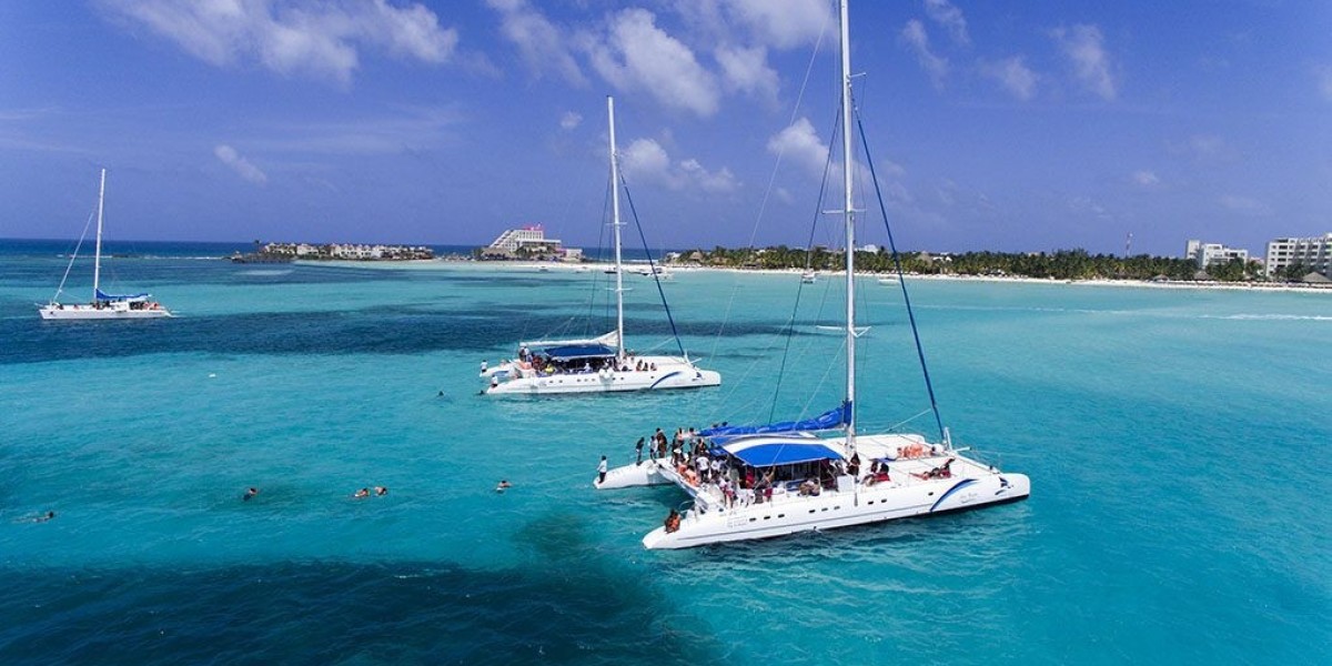 Exploring Paradise: Unforgettable Catamaran Tours to Isla Mujeres