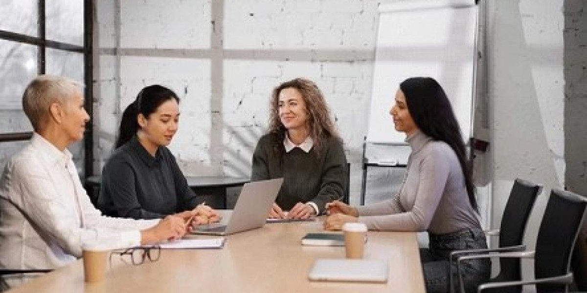 Four Strategies to Empower Women in the Workplace