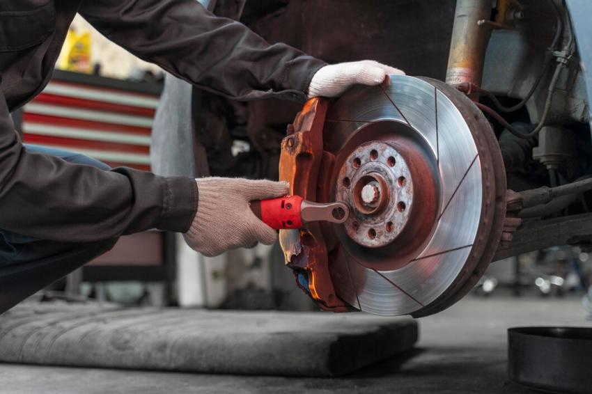 Signs Your Brake Calipers Need Replacement - written by JCBL India Auto Moto on Sociomix