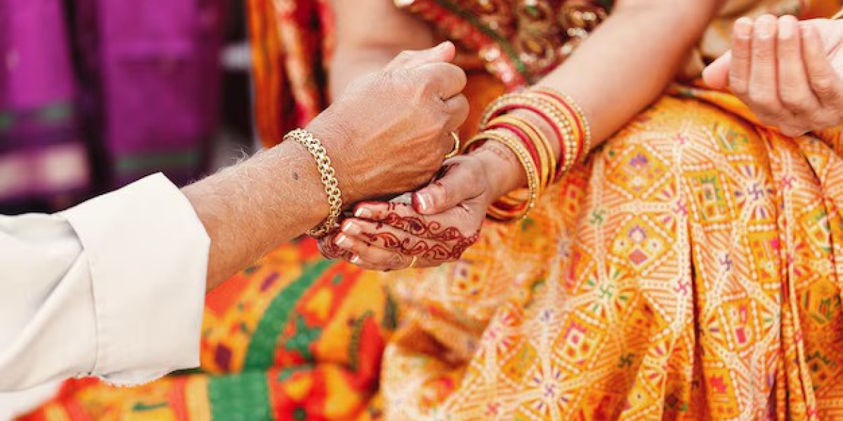 Elite Marriage Bureaus in Delhi: Connecting Prestigious Families with Class and Elegance