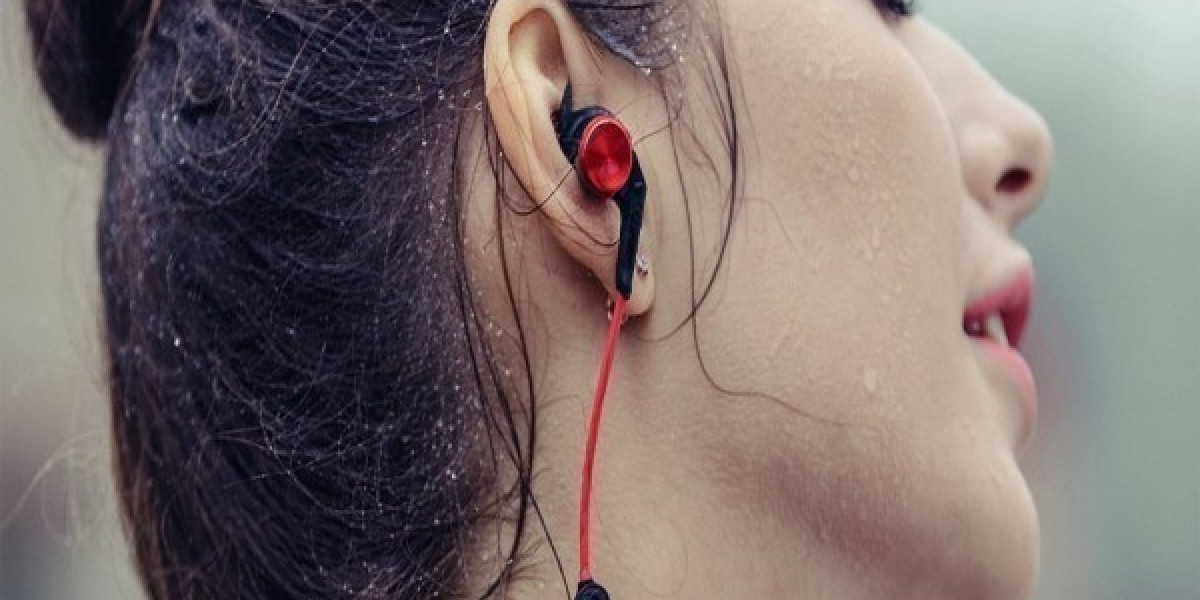 Earphone and Headphone Market is growing its wireless trends