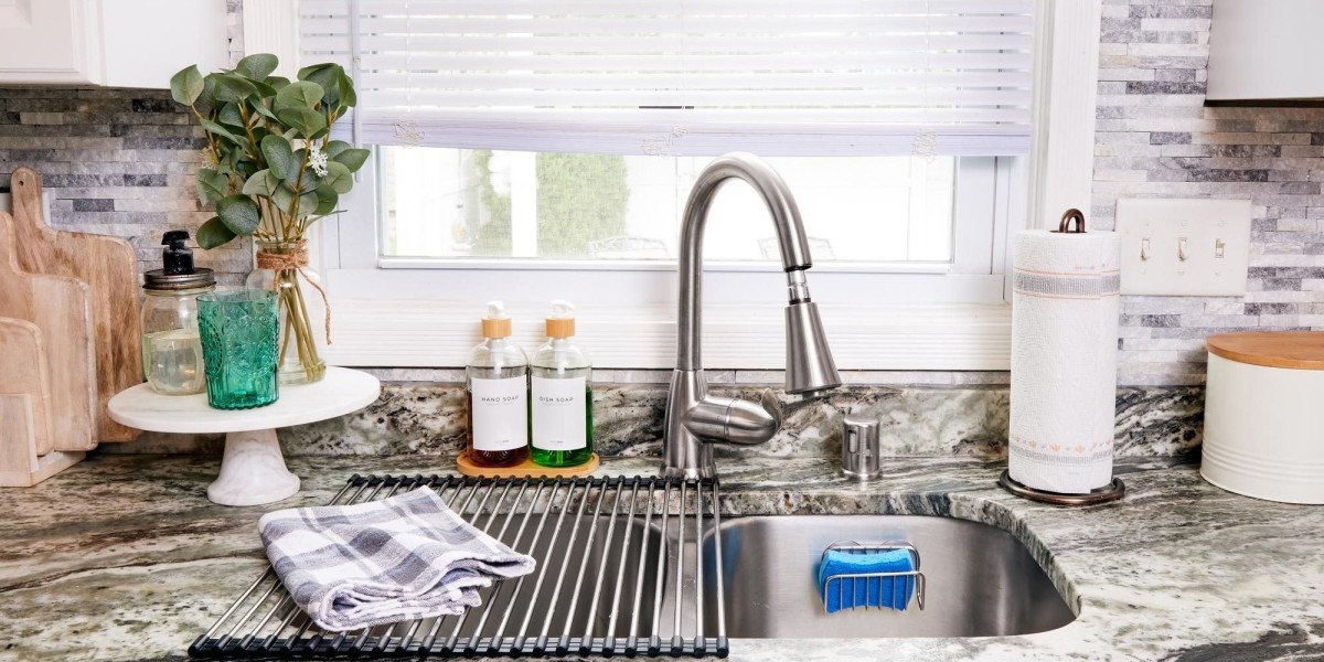 Ten Best Kitchen Sink Accessories to Improve Functionality