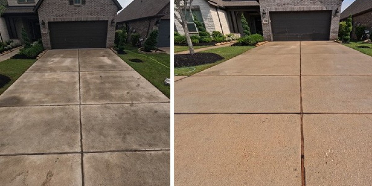 Choosing the Right Tools for Concrete Surface Cleaning