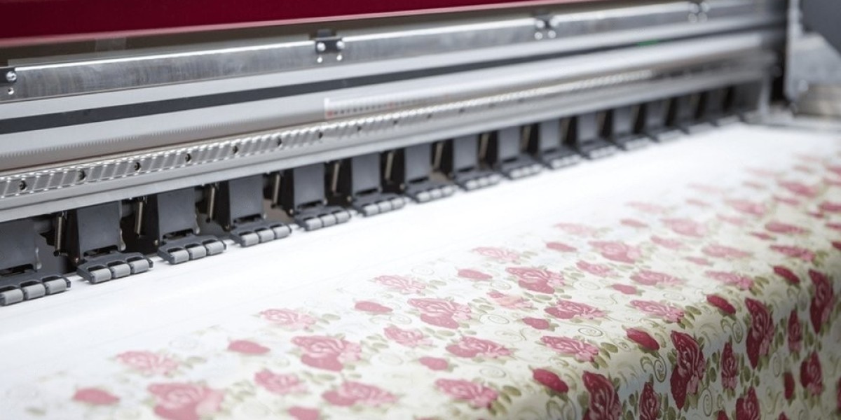 Digital Textile Printing in Surat: A Guide to Choosing the Right Printer