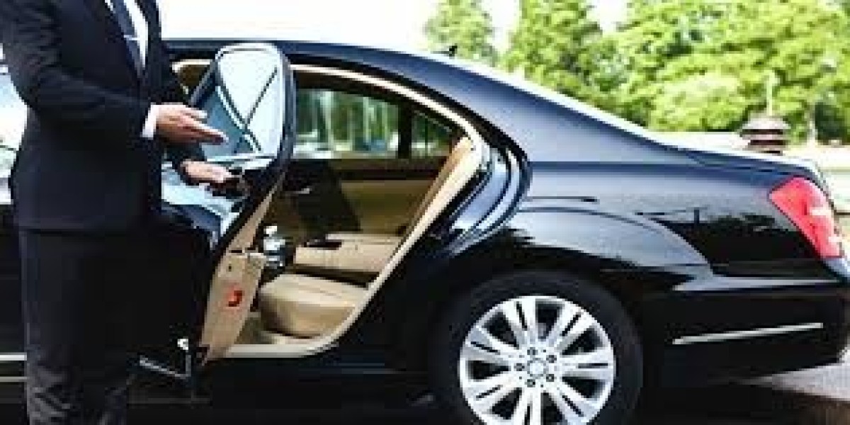 Safe and Professional Airport Taxi Service for Business Travelers