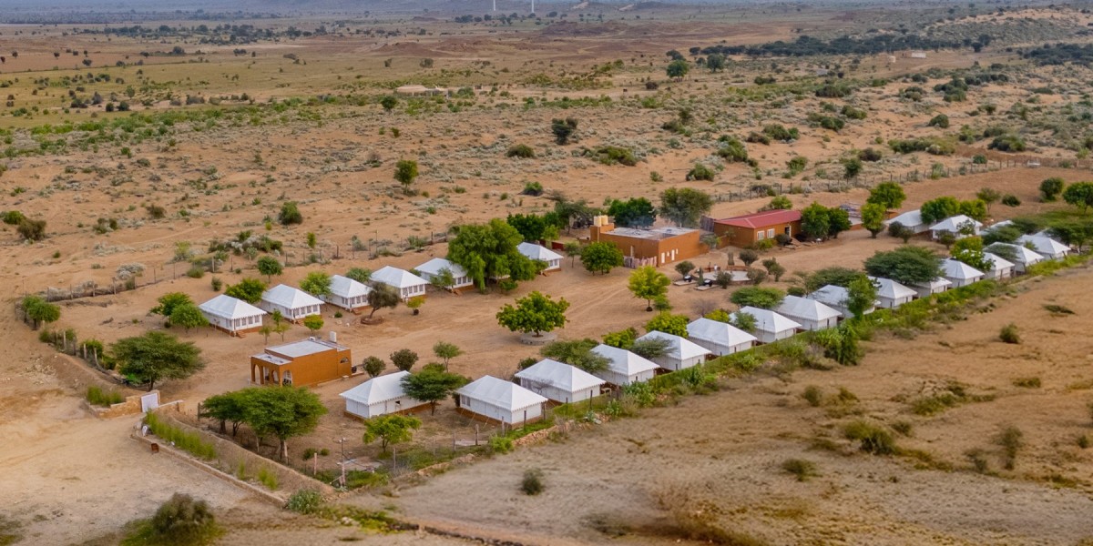 Desert Camp In Sam Sand Dunes