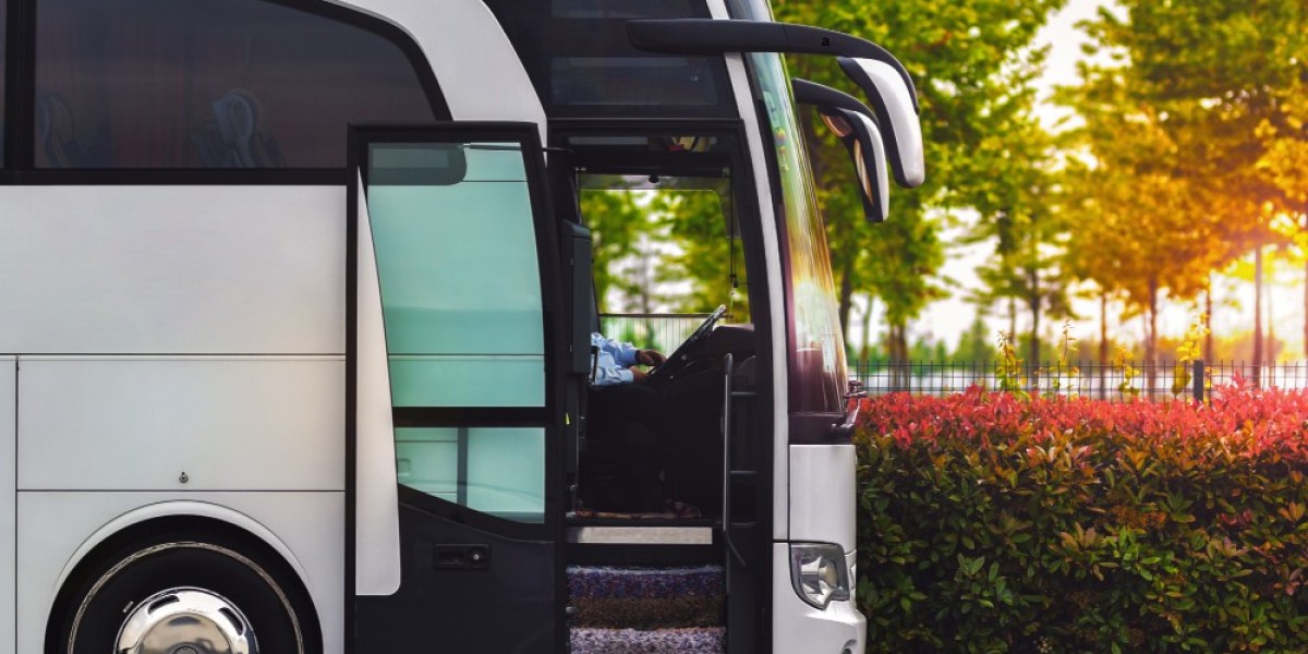 Why Choose a Charter Bus for Your Toronto Trip