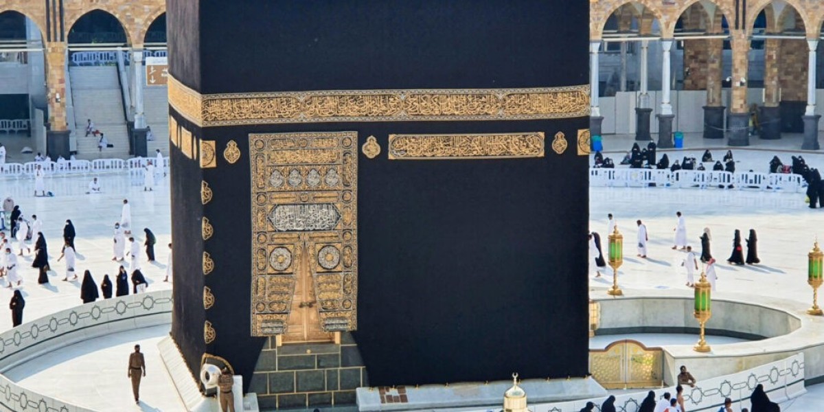 Planning Your Luxury Umrah: Tips for a Stress-Free Experience