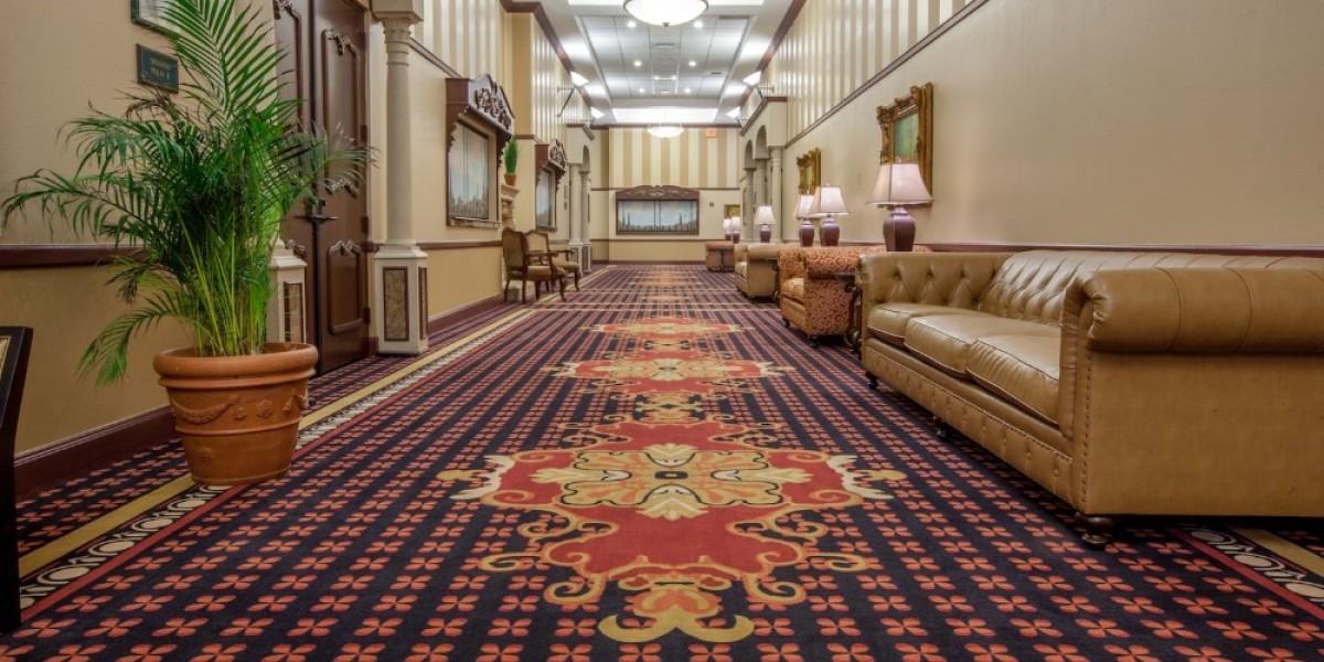 What to Know Before Buying Exhibition Carpet in Dubai