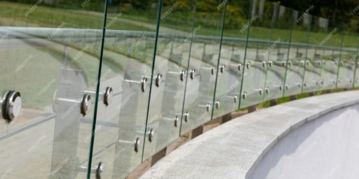 Glass Railings: Elevate Your Space with Style and Safety