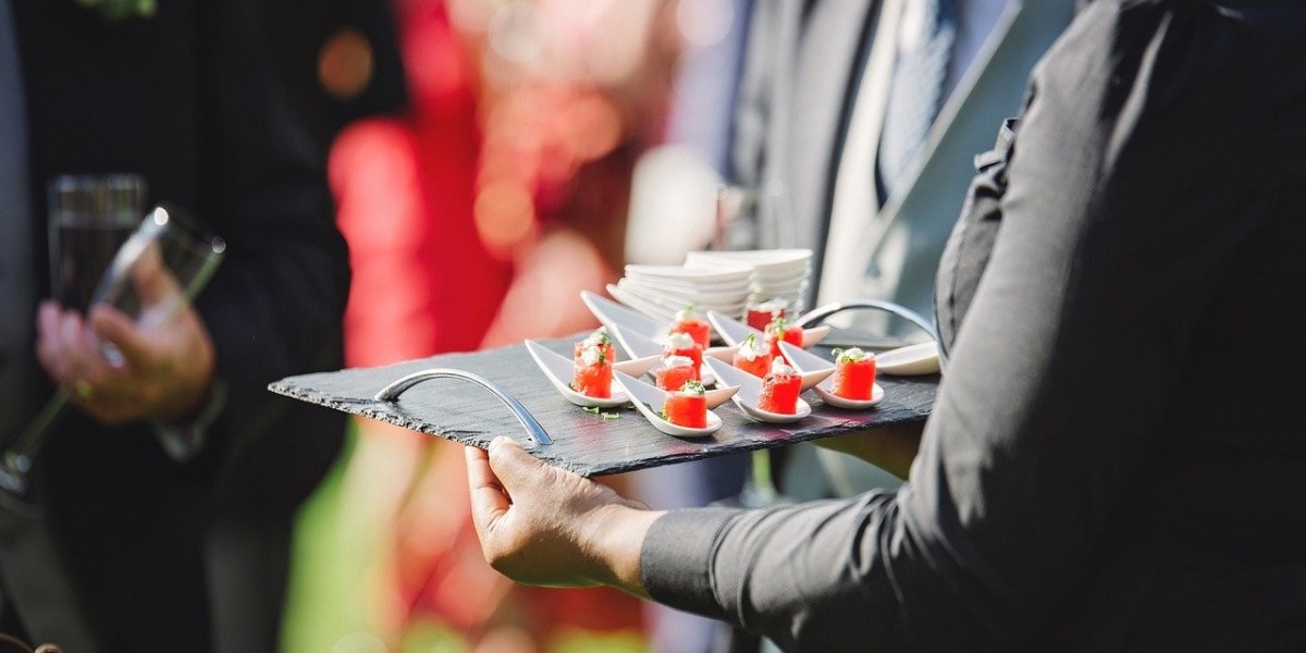 Corporate Caterers in Miami: Create your Business Event with Us