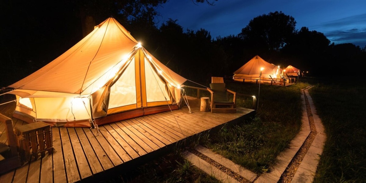 Future of North America's Glamping Market: Size, Trends, and Forecasts to 2033