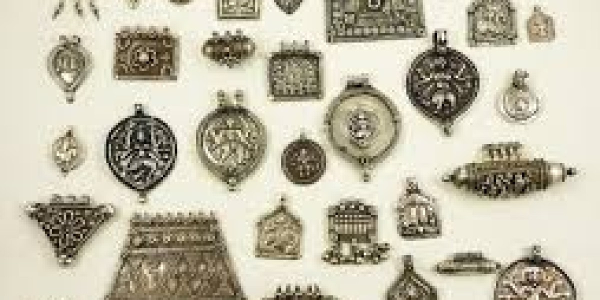 Talismans: Old Emblems regarding Strength and also Defense